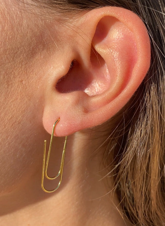 Ġawra's Ġiġa paperclip earrings – Ġawra MT - Main Image